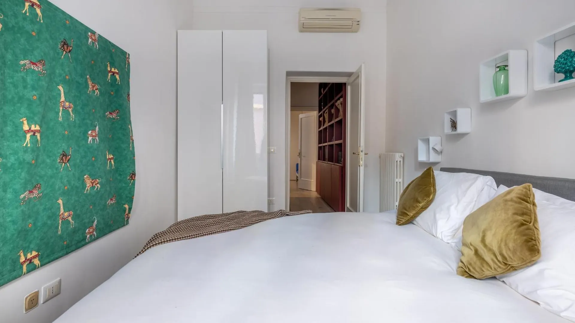 Apartment Urban Chic 2 Bedroom Vatican Escape Rome