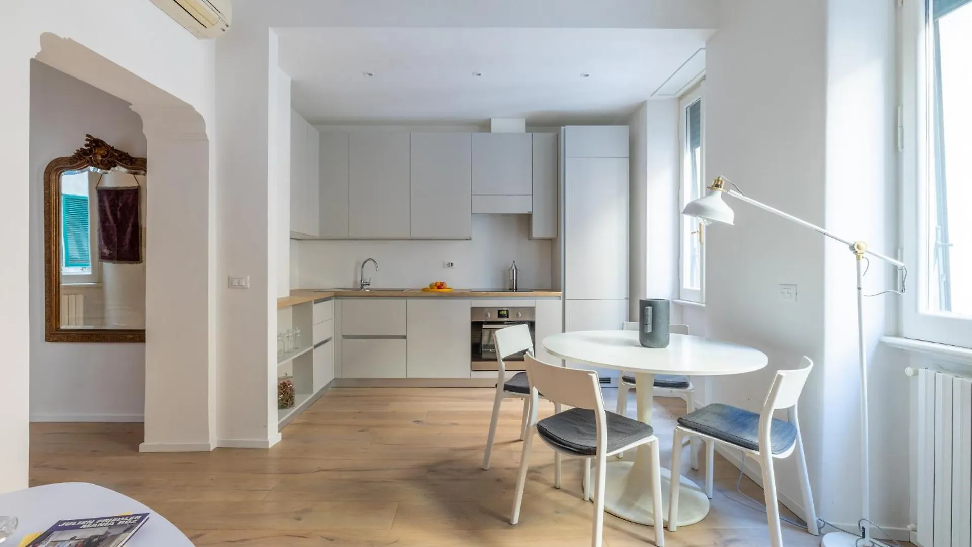 Apartment Urban Chic 2 Bedroom Vatican Escape Rome