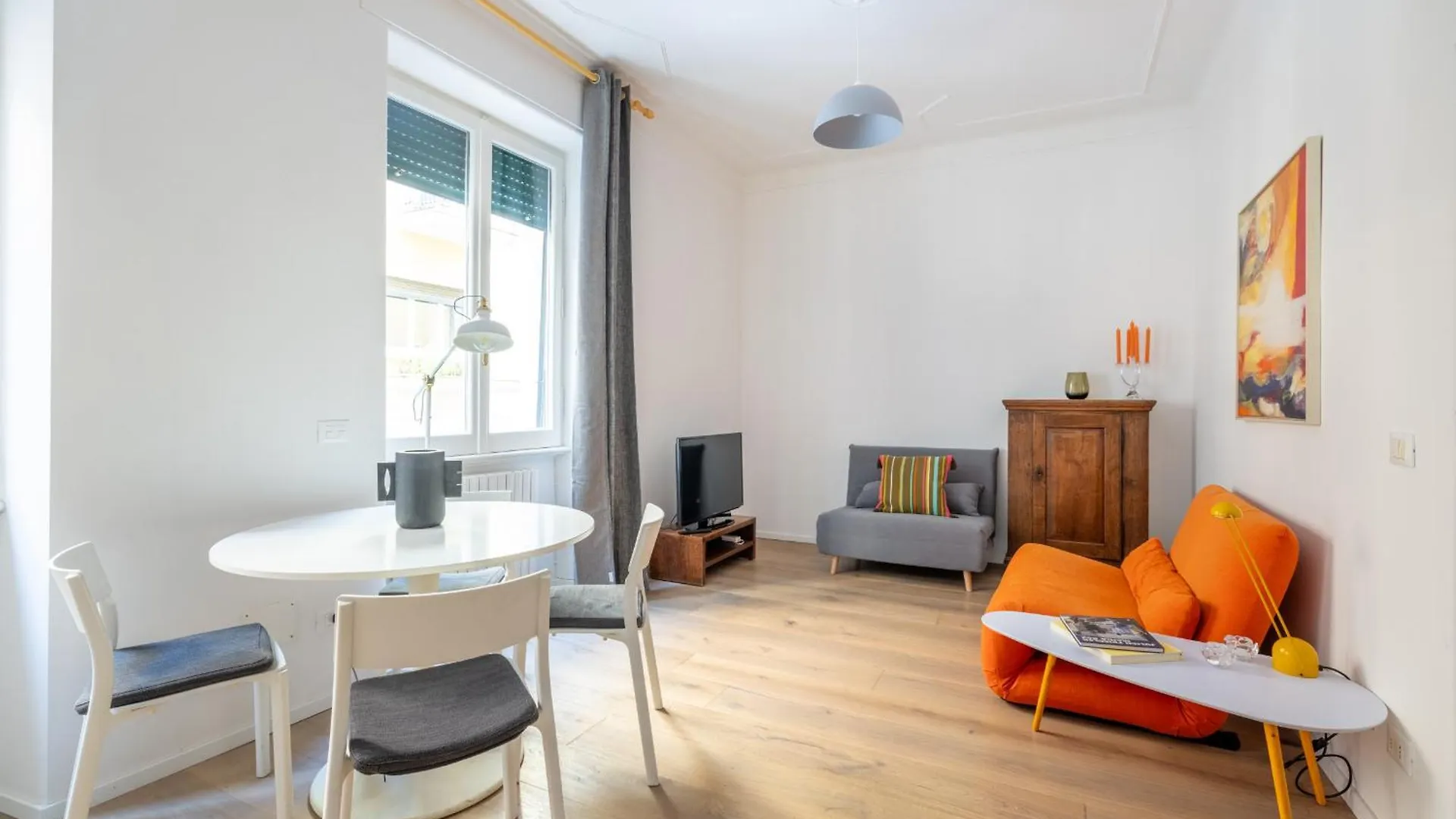Urban Chic 2 Bedroom Vatican Escape contacts