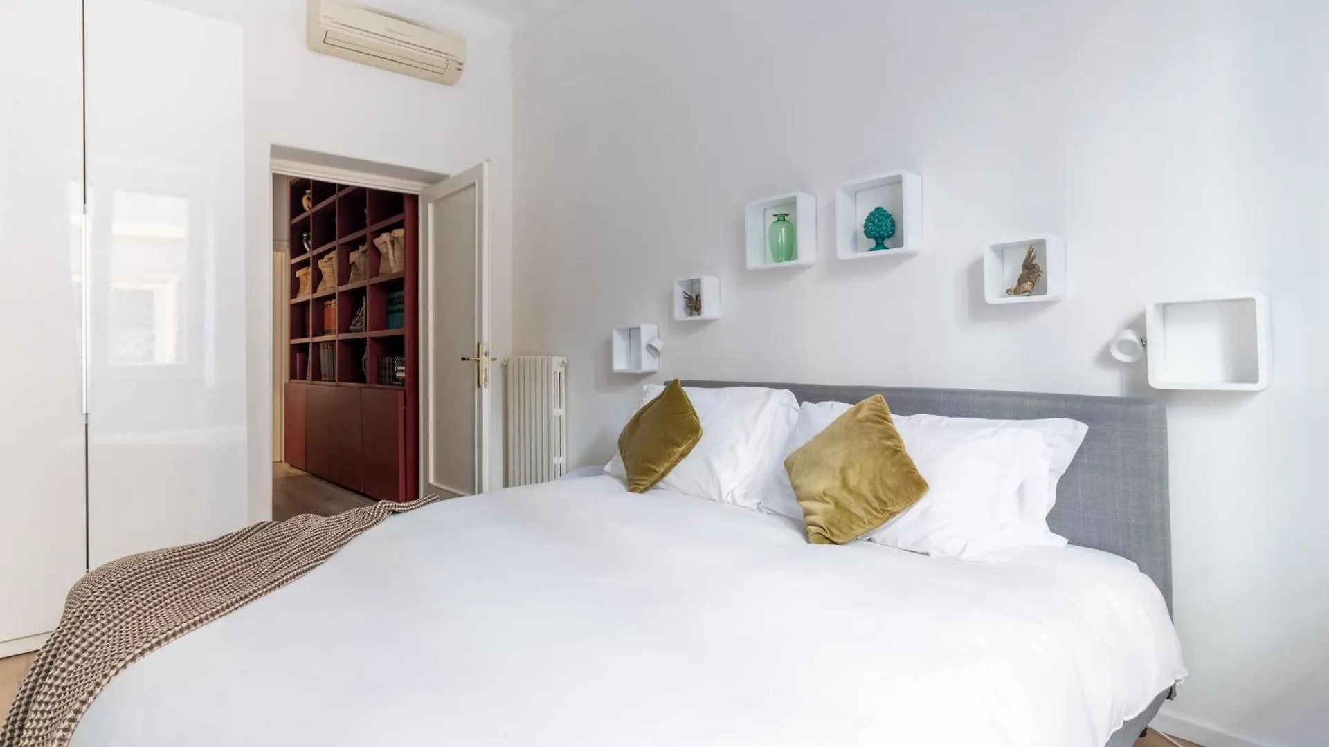 Apartment Urban Chic 2 Bedroom Vatican Escape Rome Italy